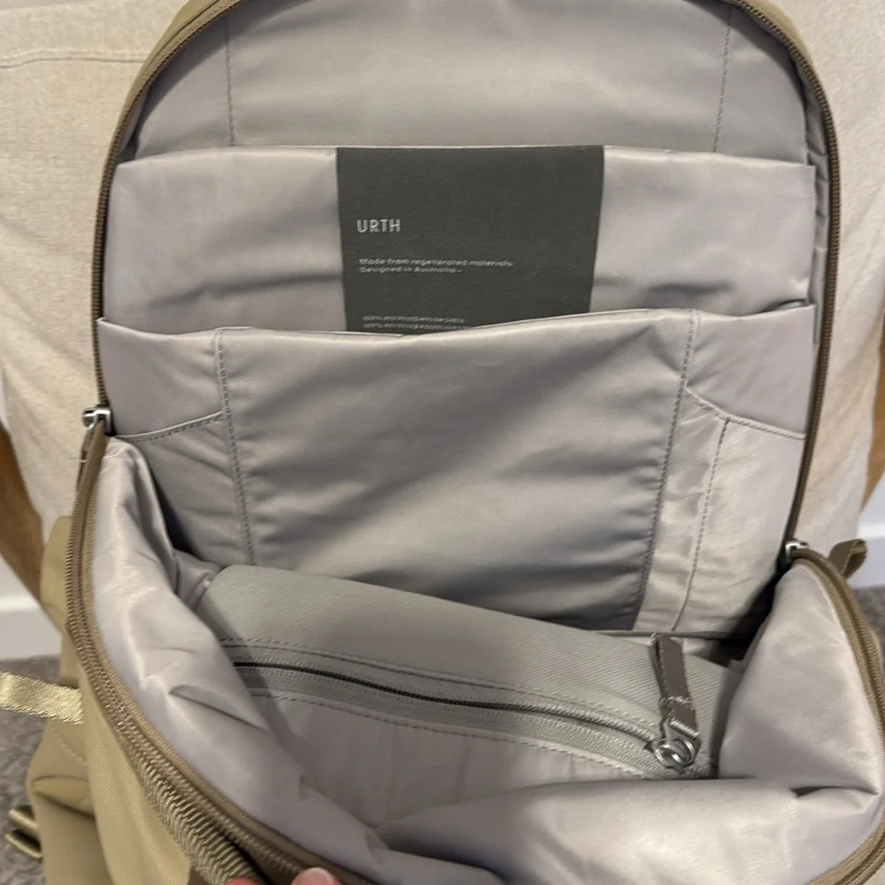 Urth Arkose 20L Backpack – 15” Laptop Bag, Weatherproof + Recycled (Beige)
